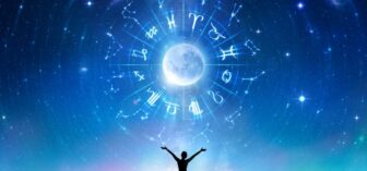 Astrologie : focus sur le thème astral
