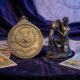 Les Verseau sont-ils vraiment menteurs ou est-ce un mythe astrologique